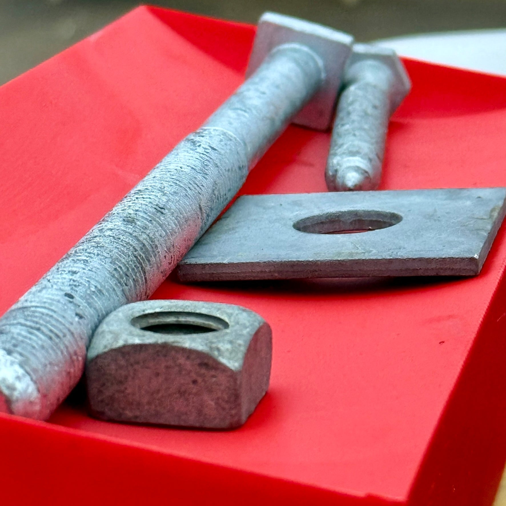Bucket Bench – Linemen Bucket Organizer & Aerial Worktable