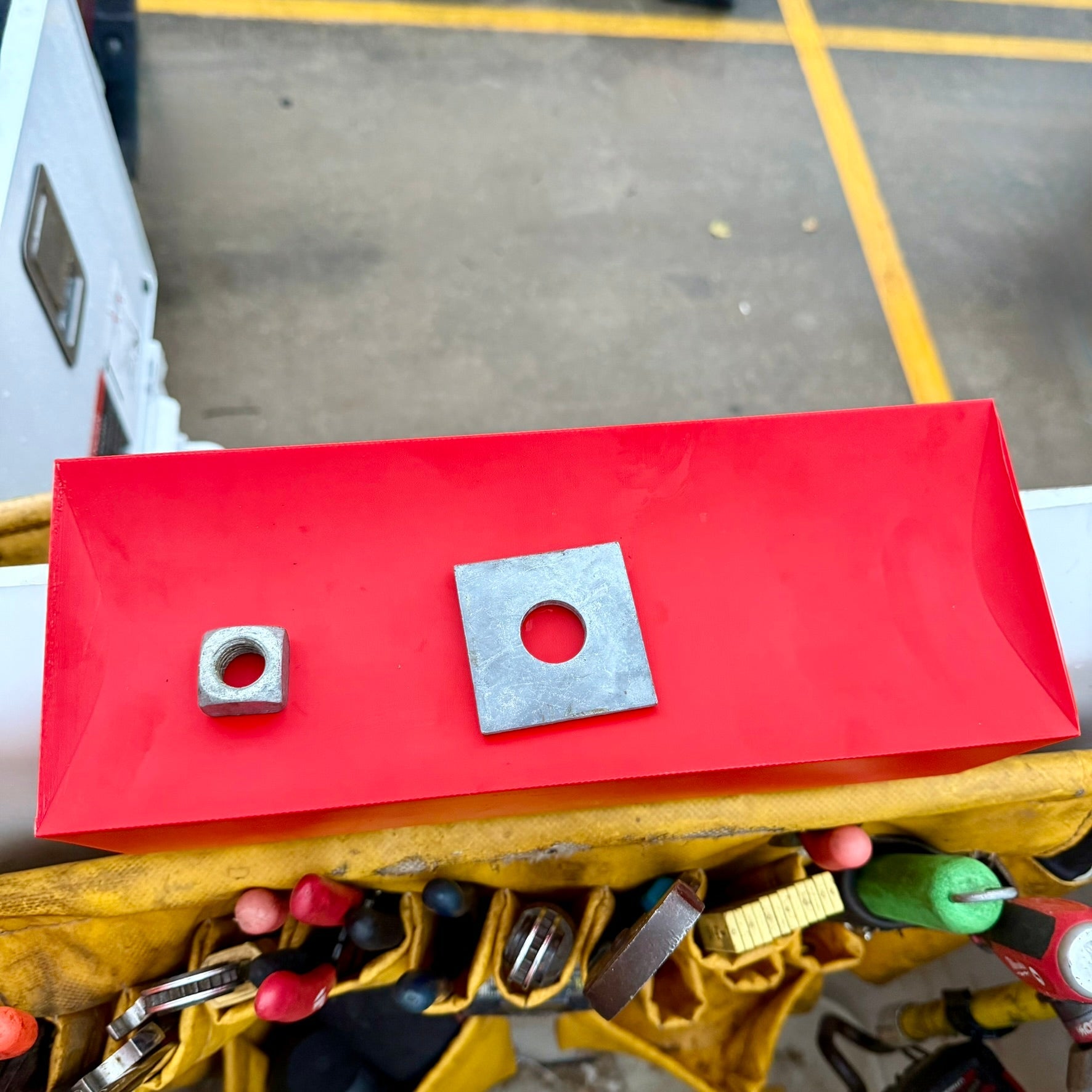 Bucket Bench – Linemen Bucket Organizer & Aerial Worktable